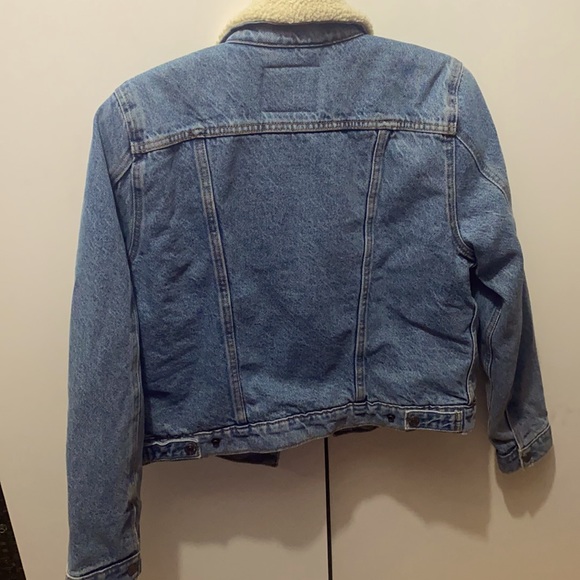 Levi’s Ex-Boyfriend Sherpa Trucker Denim Jacket /L - Picture 4 of 6